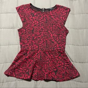 Forever 21 Rose Top 🤍